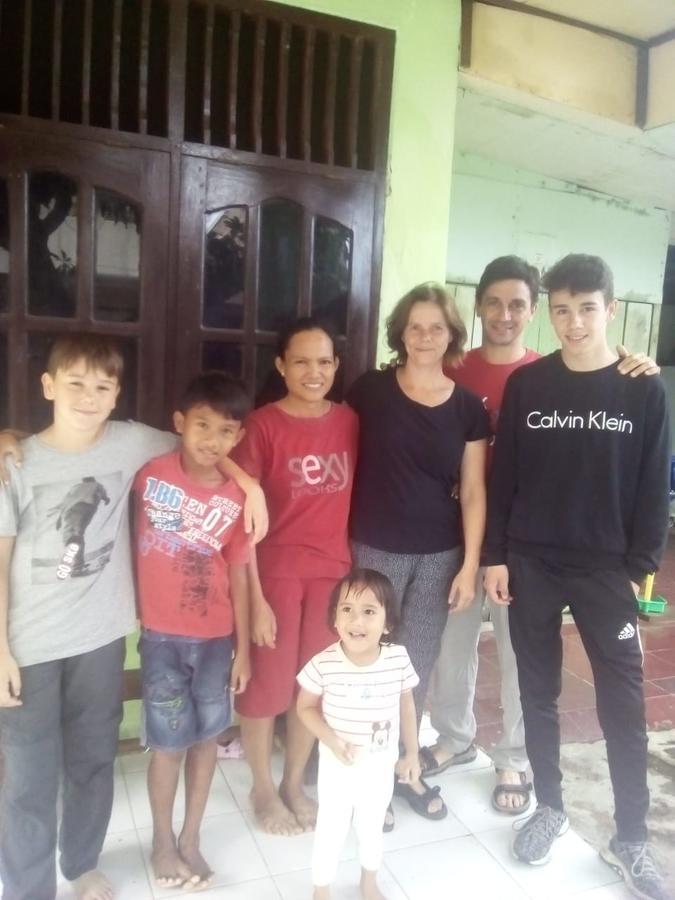 Penginapan Kofiyau Sorong Exterior foto
